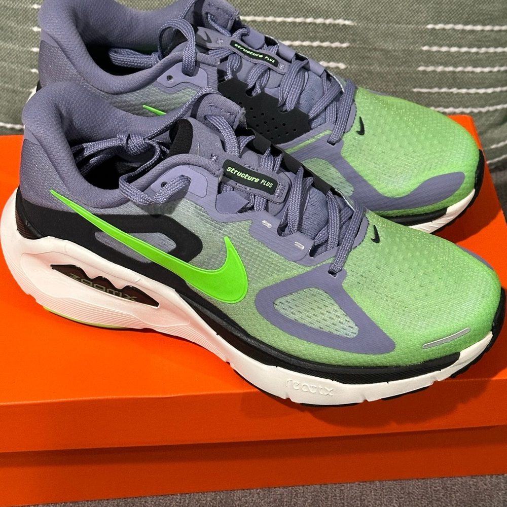 Nike Structure Plus - image 2